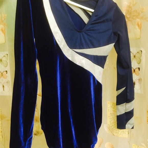 GK leotard👯 - Picture 2 of 3